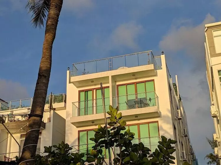 Huvan Beach Hotel At Hulhumale