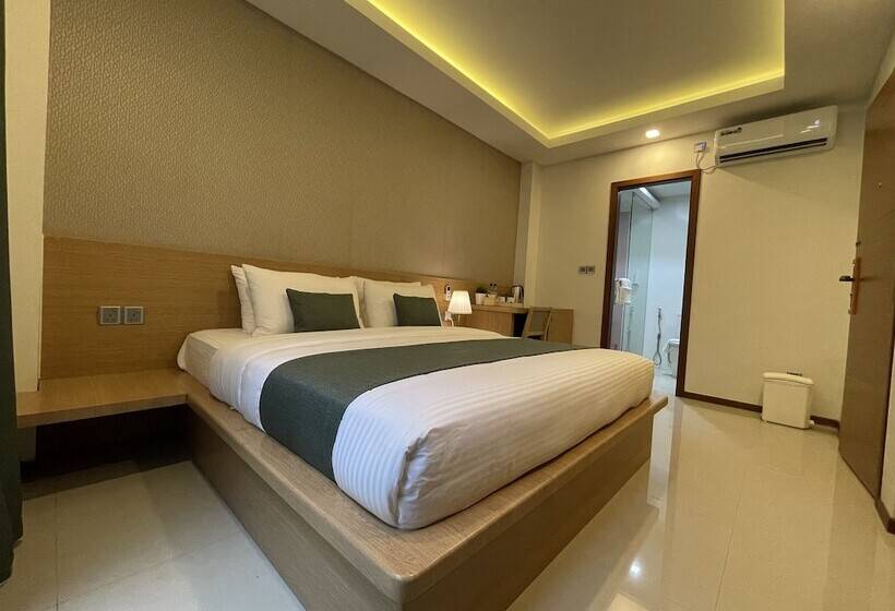 Huvan Beach Hotel At Hulhumale