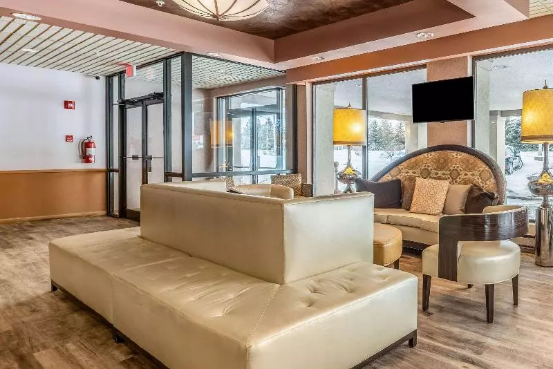 ホテル Quality Inn & Suites
