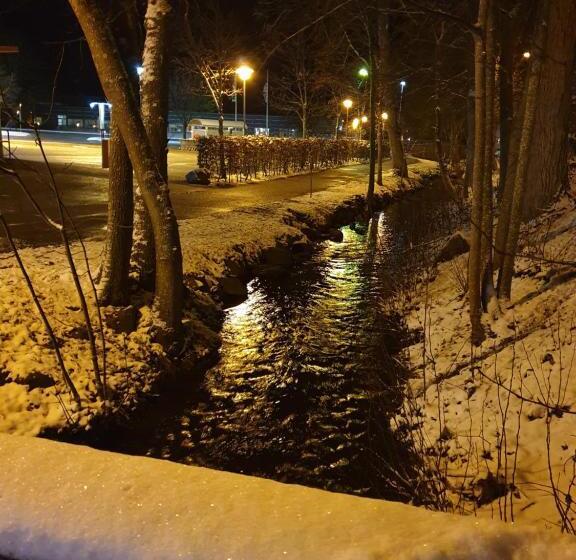 מוטל Rum I Centrum