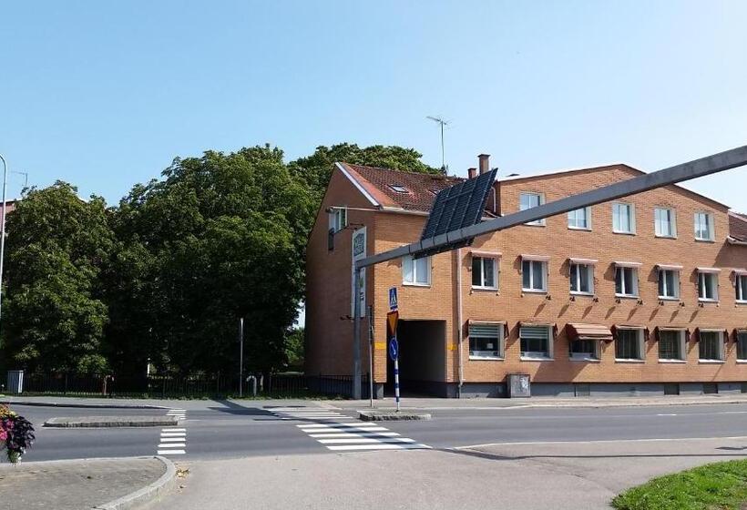 מוטל Rum I Centrum