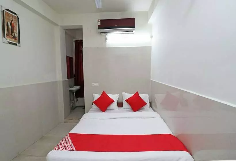 Oyo 24119 Hotel Rama Krishna