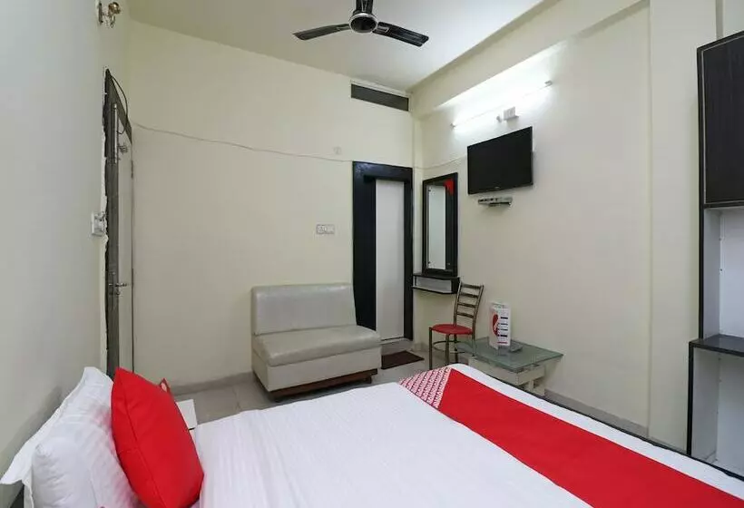 Oyo 24119 Hotel Rama Krishna