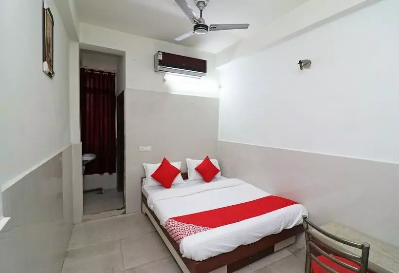 Oyo 24119 Hotel Rama Krishna