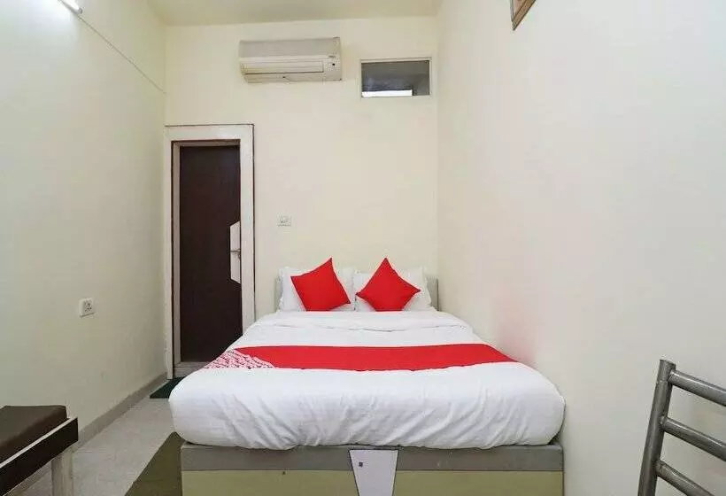 Oyo 24119 Hotel Rama Krishna