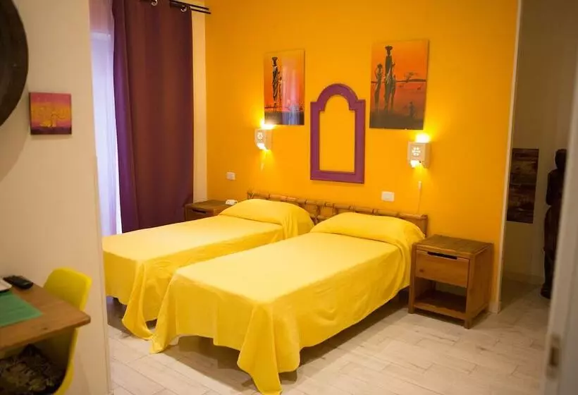 پانسیون Lanzies Guesthouse