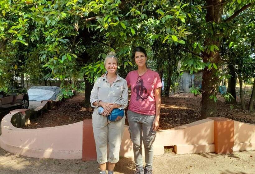 فندق صغير Back Packers Cochin Villa