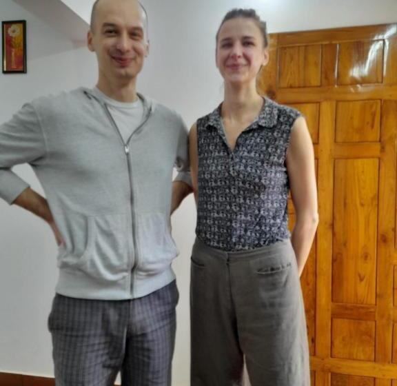 فندق صغير Back Packers Cochin Villa