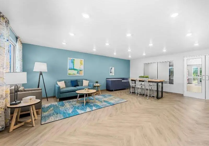 ホテル Woodspring Suites Oak Ridge Knoxville
