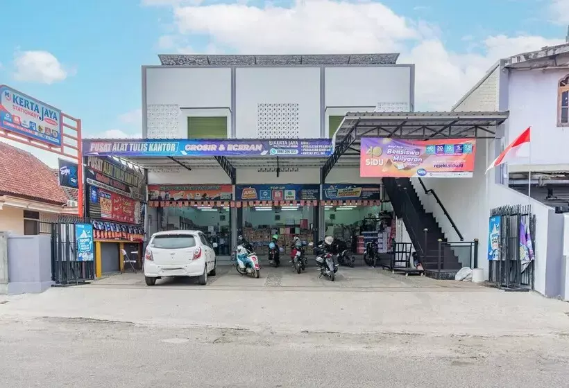 ホテル O Penginapan Kertajaya Syariah