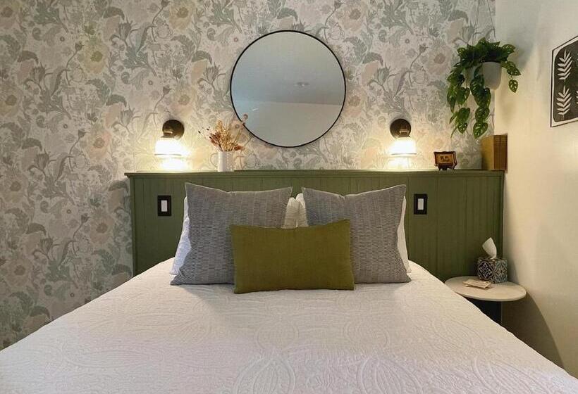 旅馆 Emerald Valley Inn