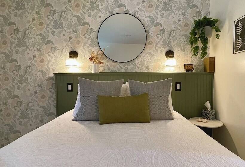 旅馆 Emerald Valley Inn