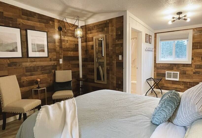 旅馆 Emerald Valley Inn