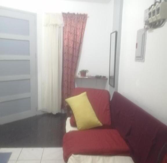 צימר Cozy Inn Mactan