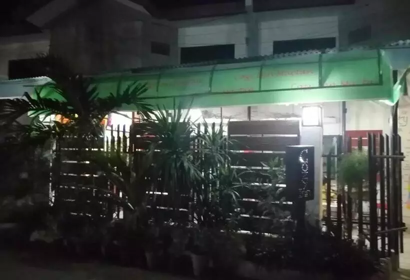 ベッドアンドブレックファースト Cozy Inn Mactan