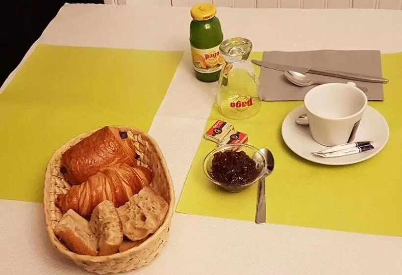 Hotelli Les Voyageurs