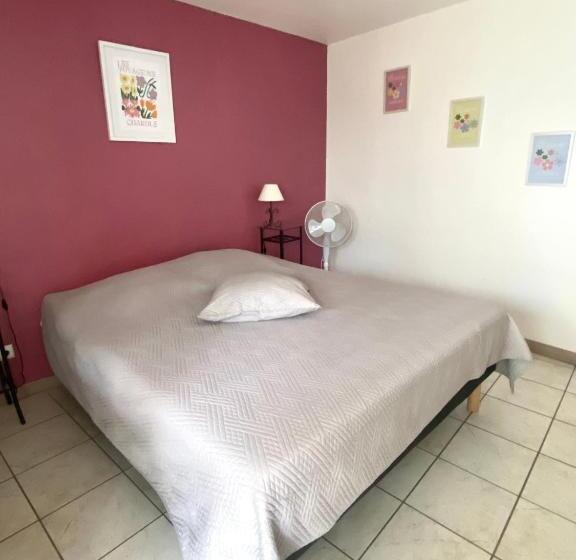 酒店 Les Voyageurs