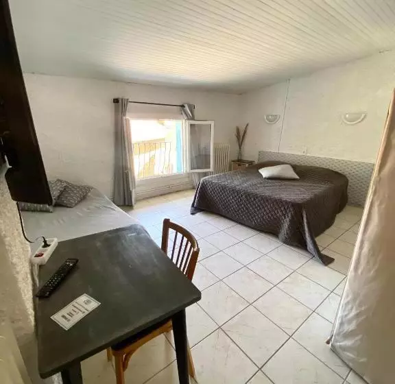 Hotelli Les Voyageurs