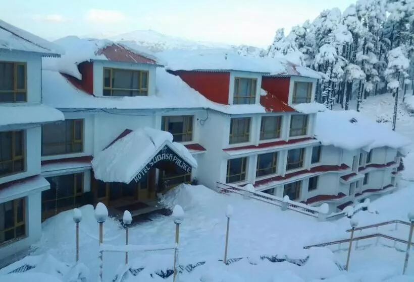 Hotel Subash Palace