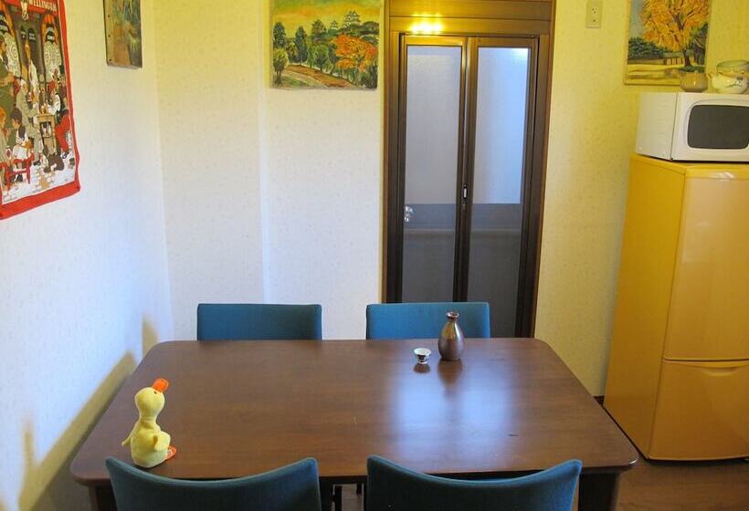 פנסיון Eins Iga