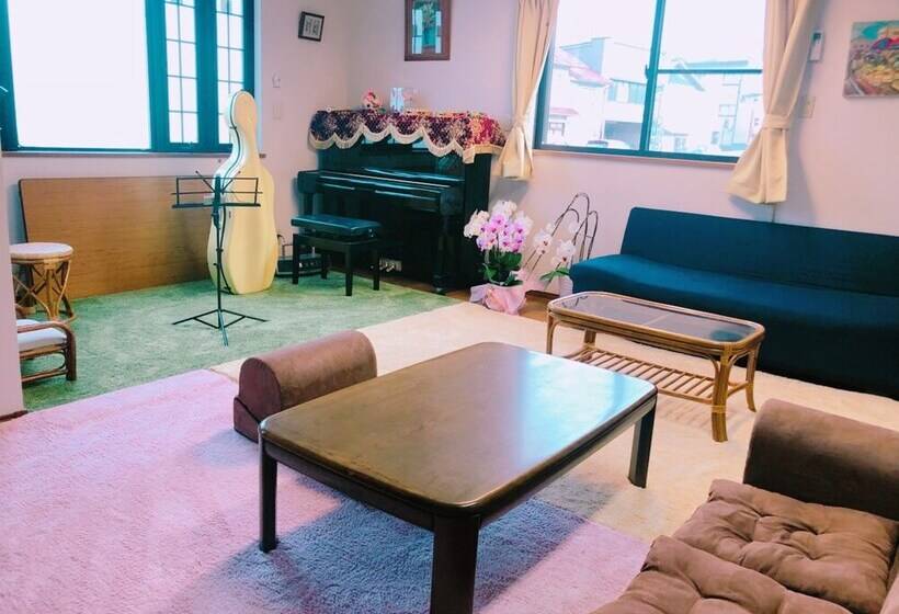 פנסיון Eins Iga