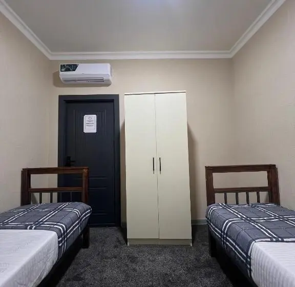 Hostel Mevazor