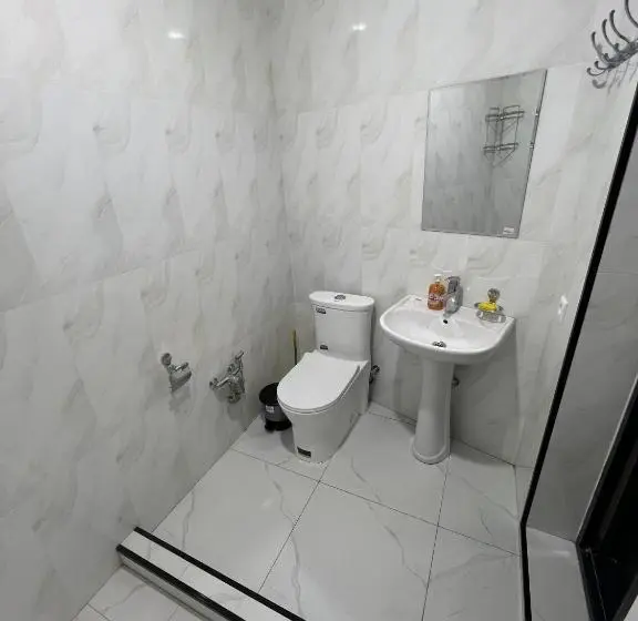 Hostel Mevazor