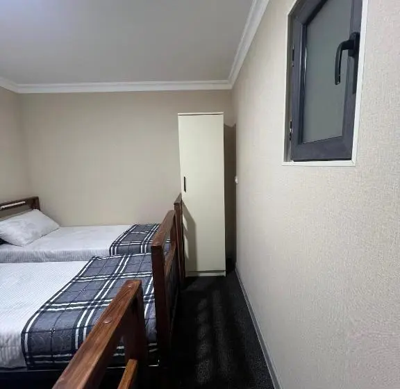 Hostel Mevazor
