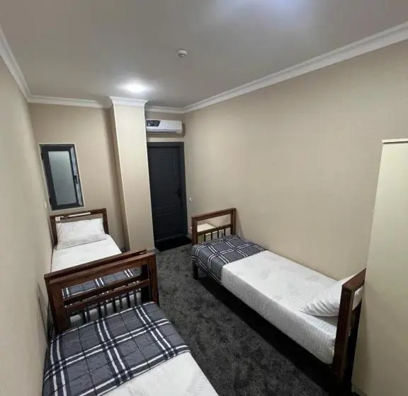 Hostel Mevazor