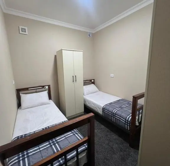 Hostel Mevazor