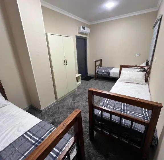 Hostel Mevazor