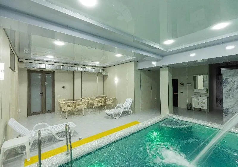 Boutique Hotel Imona