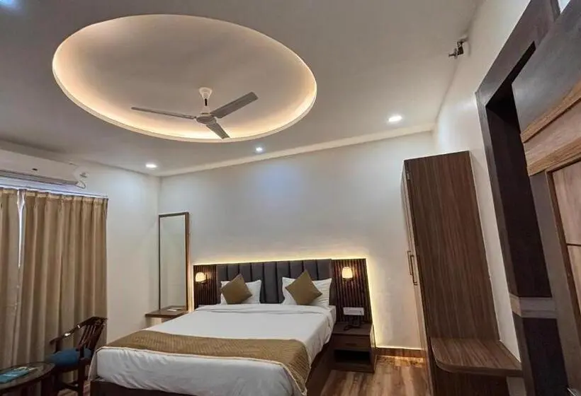 Bns Hotel & Resort