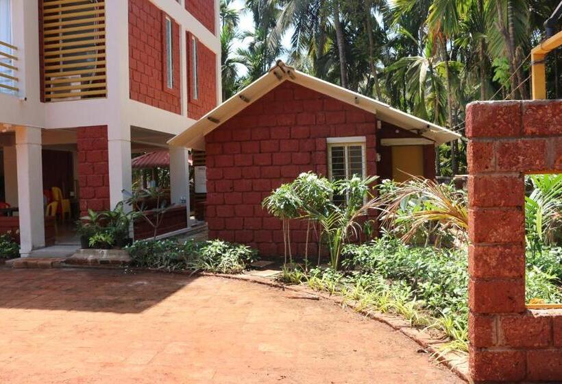 בית מלון כפרי Oasis Resort