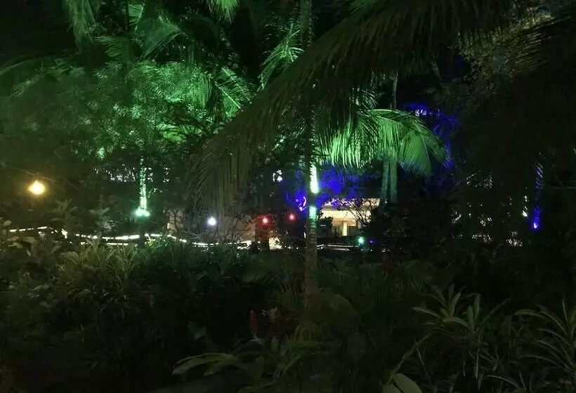 ペンション Lala Land Guest House And Camping Site