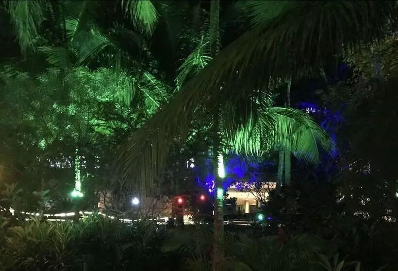 ペンション Lala Land Guest House And Camping Site