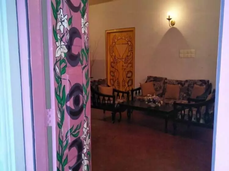 ペンション Lala Land Guest House And Camping Site