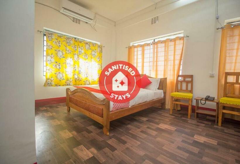 هتل Oyo 15721 Simrat