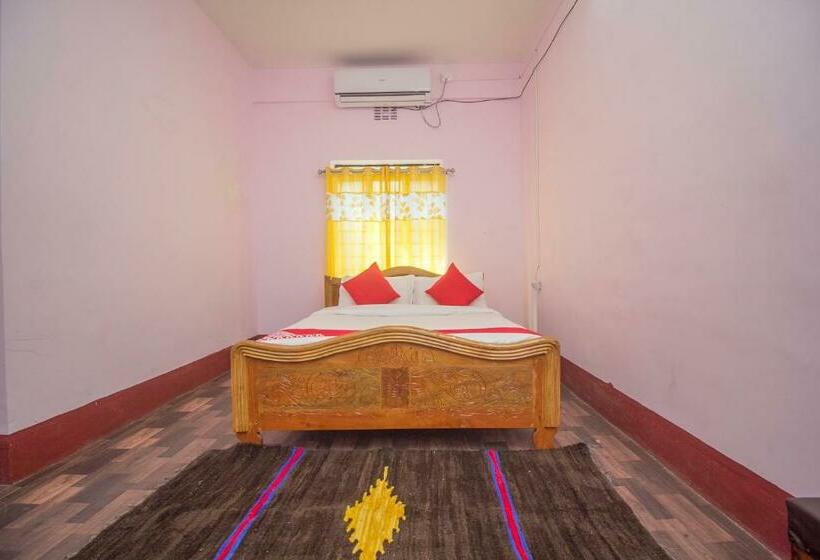 هتل Oyo 15721 Simrat