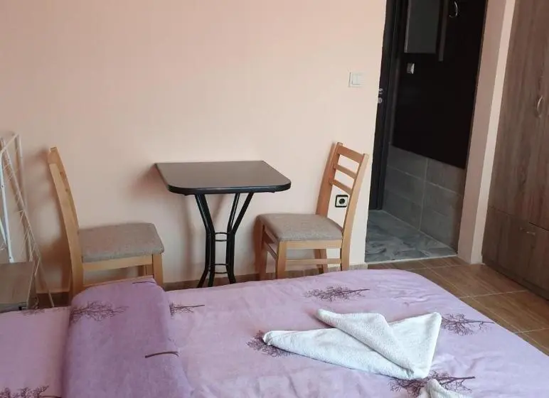 پانسیون къща за гости оазис