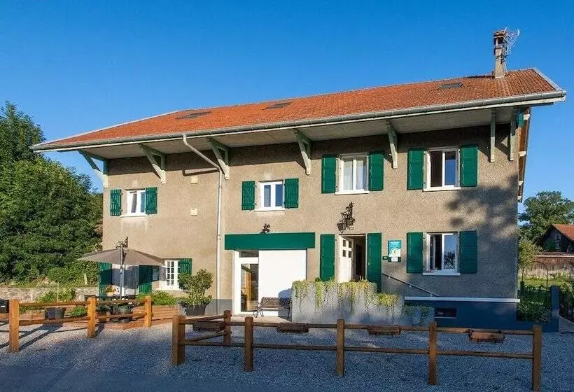 ベッドアンドブレックファースト Amodo Lodge