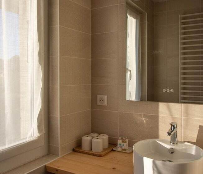 ベッドアンドブレックファースト Amodo Lodge