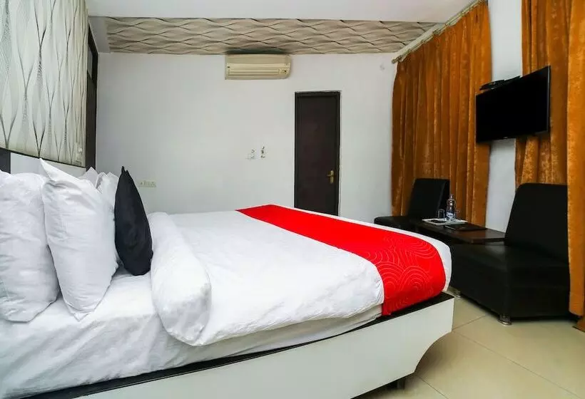 ホテル Edition O 30052 Chinmay Resorts