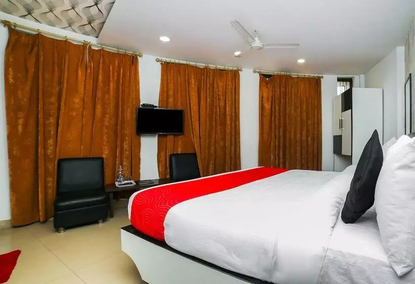 ホテル Edition O 30052 Chinmay Resorts