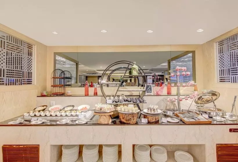 Hotel Radisson Blu Gorakhpur