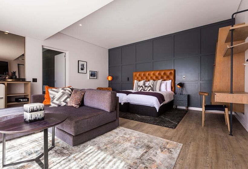 Hotel The Junction Boutique