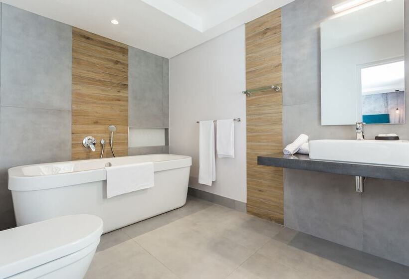 Hotel The Junction Boutique