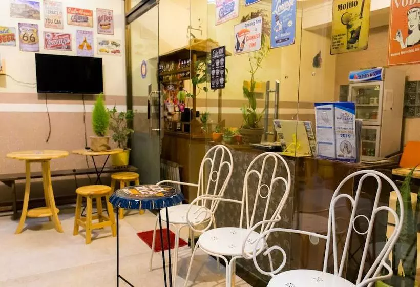 پانسیون Dora Hostel