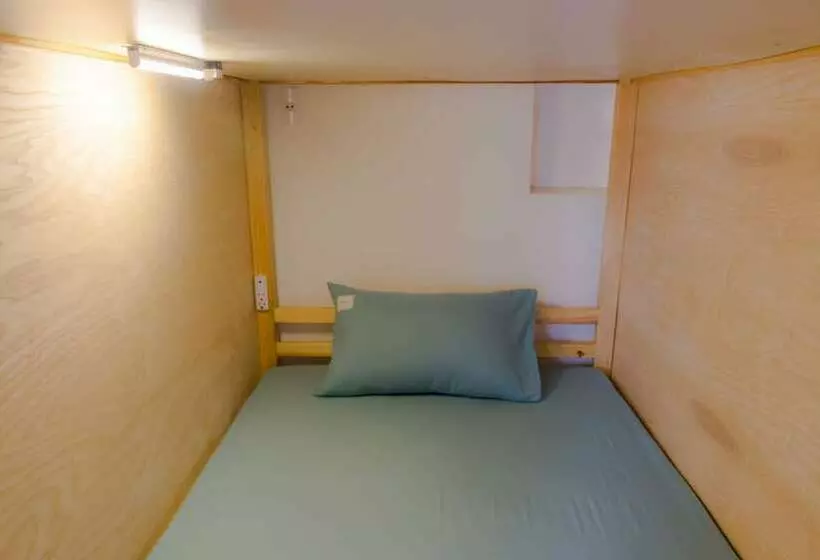 پانسیون Dora Hostel