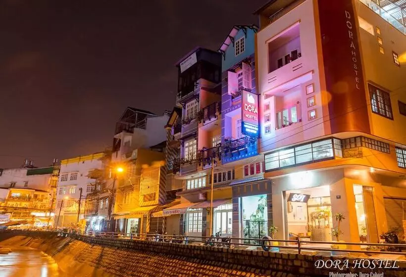پانسیون Dora Hostel